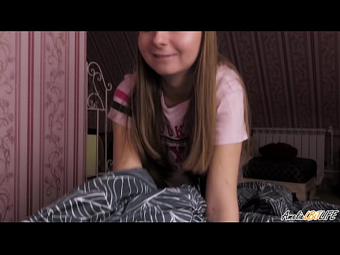 ❤️ Blondie анын BFF анын терең соруп жана анын оозуна сперма алат ❌ Порно fb ky.libporno.ru ❤